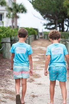 Our Boogie Board Swim trunks in Scuba Blue Stripes are made of soft, itch free fabric that boys and toddlers crave! Updated side slits will provide more movement for your little guy this season! PRODOH Swim trunks are lightweight and fast drying and feature an anti chafing boxer brief liner.Side seam pockets are mesh lined so sand stays out but shells and bait stay put. Pair with a PRODOH sun protective Reef Rash Guard from our boy's swimwear line or a lightweight youth performance t-shirt. Swim Boogie Board, Anti Chafing, Fish Logo, Boys Swimwear, Sell Out, Free Fabric, Beach Art, Color Stripes, Rash Guard