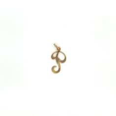 "Vintage 14k yellow gold Letter P Charm. This charm weighs .44g and measures about 3/4\" long including the bail." Personalized 14k Yellow Gold Charms, 14k Yellow Gold Tarnish Resistant Charms, 14k Yellow Gold Tarnish-resistant Charms, Elegant 14k Yellow Gold Charms, Tarnish Resistant 14k Yellow Gold Charms, Elegant Gold Initials Charms, Elegant Gold Charms With Initials, 14k Gold Initials Charms, Gold Initials Charms In 14k Gold