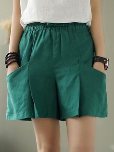 Elastic Waist Solid Color Wide Leg Casual Shorts for Women Green Wide Leg Shorts With Pockets, Green Wide-leg Shorts With Pockets, Casual Green Wide Leg Shorts, Spring Green Solid Color Shorts, Spring Bottoms With Short Inseam In Solid Color, Casual Non-stretch Shorts With Pockets, Green Summer Bottoms With Pockets, Non-stretch Green Shorts For Spring, Non-stretch Wide Leg Shorts With Pockets