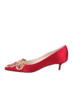 Elegant Pointed Toe Court Shoes For Events, Almond Toe Court Shoes For Galas, Elegant Pointed Toe Court Shoes For Gala, Flat Heeled Wedding Shoes, Low Heel Wedding Shoes With Sculpted Heel, Elegant Fitted Wedding Shoes With Deep Heel Cup, Elegant Snip Toe Heels For Party, Elegant Court Shoes With Red Sole, Elegant Low Heel Court Shoes For Gala