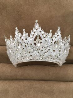 Swarowski Tiaras for Women, Zircon Bridal Crown for Your Magnificent Weddings,silver Crown,silver Tiara, Crystal Crown, the Queen's Crown - Etsy Türkiye Heavy Crown, Crown Silver, White Crown, Silver Tiara, Queen Crown, Unique Accessories, Silver Crown, Crystal Crown, Wedding Tiara