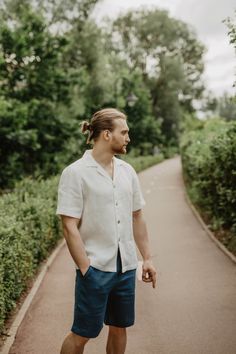 100% linen shirt for men. Oversized shirt with short sleeves, four buttons in front and a beautiful open collar. This vintage look inspired linen shirt is perfect for warm summer days & nights and for almost any occasion. A great gift for your man, too! Available in Creamy white, natural linen and forest green, in sizes XS to XXXL.   <> Gaspard is 183cm/ 6" and wearing size L in Forest Green Tomas is 185cm/ 6'1"  and wearing size L in Creamy White and Natural linen Details: - This listing is for White Linen Johnny Collar Shirt, White Linen Camp Shirt For Summer, Summer Linen Short Sleeve Shirt, Summer Linen Shirt With Collar, Summer Linen Short Sleeve Shirt With Relaxed Fit, Summer Linen Relaxed Fit Short Sleeve Shirt, Linen Camp Collar Shirt For Summer, Collared Linen Short Sleeve Shirt For Summer, Summer Linen Short Sleeve Button-up Shirt