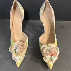 Brock Collection Floral Pumps Size 40 Never Worn Elegant Multicolor Wedding Heels, Luxury Cream Heels For Spring, Designer Floral Print Heels For Spring, Elegant Multicolor Low Heel Heels, Elegant Multicolor Low Heels, Chic Floral Print Heels For Wedding, Elegant Floral Print Heels For Wedding, Multicolor Low Heel Heels For Formal Occasions, Multicolor Low Heel Heels For Formal Events