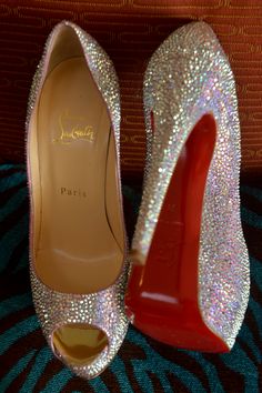 Prom Shoes Sparkly, Jorge Gonzalez, Pretty Shoes Sneakers, Cute Shoes Heels, Fancy Shoes, Cute Heels, Girly Shoes, Swag Shoes