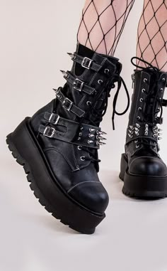 SLACKER-165 Vegan Leather Ankle Boots-Demonia-Tragic Beautiful Emo Boots Aesthetic, Alternative Shoes Aesthetic, Punk Boots Aesthetic, Alt Platform Boots, Punk Boots Diy, Goth Boots Aesthetic, Goth Shoes Aesthetic, Metal Outfits Women, Alt Boots