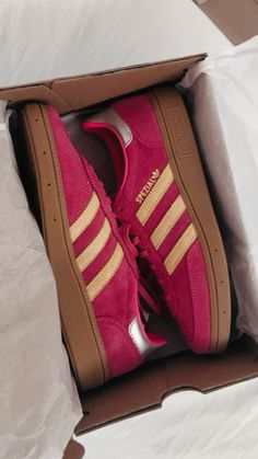 Adidas Shoes Pink, Adidas Spezials, 2024 Shoes, Gazelle Adidas, Shoes Trends, Cute Nike Shoes, Adidas Spezial