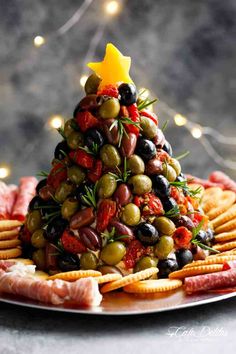 an image of a christmas tree made out of food