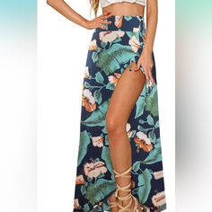 Description: -Midi To Maxi Length Skirt -Tie Wrap -Floral Print -Skirt Lining Fabric: 100% Polyester Occasion: Vacation: Beach Day Summer Day Summer Night Sizing: M Waist- 30.7 Length- 38.9 Tropical Skirt, Maxi Skirts Summer, Flowy Design, Casual Wear Women, Beach Wrap, Wrap Maxi Skirt, Tie Wrap, Long Maxi Skirts