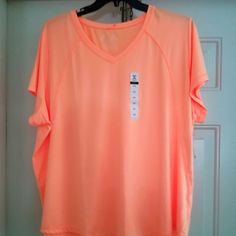 Nwt..Orange Quick-Dri Short Sleeve Curved Hem Top By Xersion. Size 2x Orange Athleisure Tops For Sports, Orange Sporty Tops For Sports, Sporty Orange Tops For Sports, Orange Sports Tops For Summer, Orange Stretch Sports Tops, Orange Stretch Tops For Sports, Stretch Orange Tops For Sports, Orange Short Sleeve Workout Top, Orange Casual Moisture-wicking Activewear