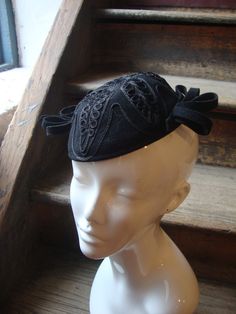 "This is a vintage black felt skull cap hat from the 1930's. It features soutache' braid trim, and felt loop trim on each side. It's in great shape for it's age. A wonderful addition to anyone's collection. Hats from this period are hard to find. Comes from a smoke free home. Measurements: Side to Side-not following curve of hat: 6\" Front to Back: 8\" Please ask me any questions you may have before buying as this is a final sale. Please know your measurements and allow for movement. I ship with Vintage Black Hat Headpiece, Vintage Black Fitted Headpieces, Black Fitted Vintage Headpiece, Felt Skull, Skullcap Hat, Art Deco Hats, 1950s Sewing Patterns, Neckline Slimmer, Black Felt