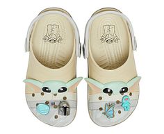 Crocs Star Wars Grogu Classic Little/Big Kid Boys' Clog Kids can bring the magic of Star Wars™ with them wherever they go with this Grogu themed version of the Classic Clog. They’ll enjoy a Grogu embellishment and themed design, plus a collection of Mandalorian Jibbitz™ charms, and the Croslite™ foam construction keeps them light and easy to wear. Crocs offers a variety of Classic Clogsfor Kids and Toddlers that feature original character-rich graphics and other inspired designs to White Non-slip Clogs For Playtime, Non-slip White Clogs For Playtime, Kids Crocs, 2024 Wishlist, Star Wars Kids, Rack Room Shoes, Rack Room, Original Character, Big Kid