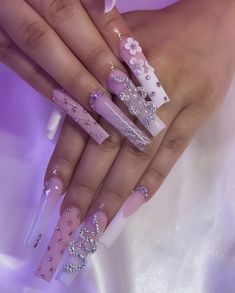 Cut Dog Nails, Diy Bts, Tarot Card Readings, Nail Trimming, Green Acrylic Nails, Long Acrylic Nail Designs, Nails Design With Rhinestones, A Vet, Cute Acrylic Nail Designs