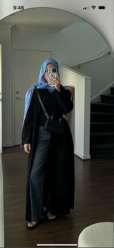 Abaya Casual Outfit, Abaya With Jeans Outfit, Casual Abaya Outfits, Hijab Fashion Inspiration Casual, Abaya Fits, Hijabi Casual Outfits, Hijab Fits, Hijab Fashion Summer