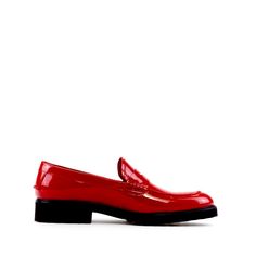 Discover The Perfect Blend Of Style And Functionality With Our Karen Loafer. Made In Spain, This Women’s Loafer Features A Vibrant Red Patent Leather Upper That Adds A Pop Of Color To Any Outfit. The Commando Chunky Sole Provides A Modern Twist, Ensuring Both Comfort And Durability For All-Day Wear. Whether You’re Dressing Up For A Special Occasion Or Adding A Touch Of Sophistication To Your Everyday Look, Karen Is The Ideal Choice. Material: High-Quality Red Patent Leather Origin: Made In Spain Red Flat Slip-ons With Leather Sole, Red Round Toe Slip-ons For Spring, Classic Loafers With Red Sole For Office, Classic Red Sole Slip-on Flats, Classic Slip-on Flats With Red Sole, Classic Slip-on Loafers With Red Sole, Red Round Toe Slip-ons For Formal Occasions, Red Oxfords With Round Toe For Work, Loafers With Red Sole And Flat Heel For Work