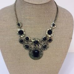 Black Stone Bib Necklace Gothic Jewelry Diy, Black Stone Necklace, Jewelry Ruby, Gothic Jewelry, Bib Necklace, Black Stone, Jewelry Diy, Womens Jewelry Necklace, Ruby