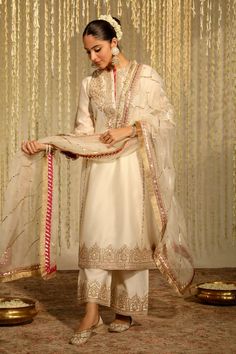 Buy Ivory Kurta And Palazzo Silk Chanderi Embroidery Mahika A-line Set For Women by Sheetal Batra Online at Aza Fashions. Organza Styles, Ivory Suit, Kurta And Palazzo, Kurta Palazzo, A Line Kurta, Ivory Silk, Indian Fashion Designers, Anarkali Dress, Embroidery Suits