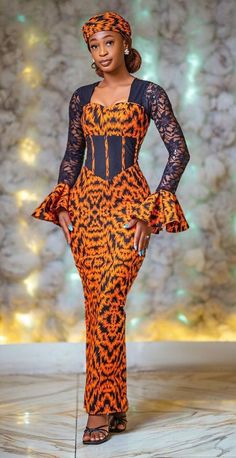 Mama African Style. #ankara Ankara Corset Dress, Ankara Corset, African Print Maxi Dress, Ankara Long Gown, Ankara Dress Designs, Dress Ankara, Ankara Dress Styles, African Print Dress Ankara, Ankara Gown