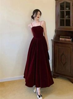 Red Velvet Prom Dress, Wine Red Prom Dress, Red Spaghetti Strap Dress, Short Sleeve Prom Dresses, Velvet Prom Dress, Floral Dress Formal, Spaghetti Strap Prom Dress, Lace Party Dresses, Womens Prom Dresses