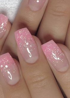 Pink Ombre Nail Designs Glitter, Dip Nail Designs Ombre, Ombre Nail Designs Glitter, Nice Nail Designs, Pink Glitter Ombre Nails, Nail Art Ombre Glitter, Glitter Tip Nails, Ombre Nail Art Designs