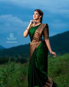 South Indian Bride Saree, Engagement Saree, Bridal Sarees South Indian, Traditional Blouse Designs, Wedding Saree Blouse Designs, South Indian Sarees