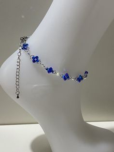 Crystal, Crystal ankle bracelet, chic, majestic blue ab2x, Crystal ab2x, luxury, glittering, fashion Be bright even at the ankle Width: 0.5 cm Length: 22 cm + 5 cm chain You can also tell me the length you want to adapt to your ankle.  Material: crystal, stainless steel primers without nickel Crystal is glass with a refractive index of 1.545 or higher. Unlike glass, crystal has more clarity, more brightness. Adjustable Blue Anklets For Party, Blue Beaded Anklets For Party, Belly Chain, Capri Blue, Blue Jewelry, Ankle Bracelets, Body Jewelry, Anklets, Necklace Lengths