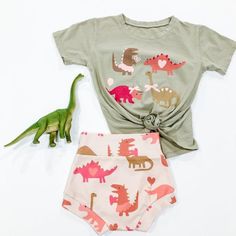 6M Dinosaur Printed Short Sleeve T Shirts+Shorts Headband Casual Dinosaur Print Bottoms For Playtime, Cotton Sets With Dinosaur Print And Short Sleeves, Cotton Dinosaur Print Sets With Short Sleeves, Cotton Cartoon Print Short Top, Short Cotton Tops With Cartoon Print, Summer Dinosaur Print Playtime Sets, Short Cotton Top With Cartoon Print, Casual Cotton Bottoms With Dinosaur Print, Playful Cartoon Print Playwear Shorts