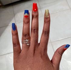 Channel your inner Wonder Woman with these easy and fun Diana Prince inspired nail art ideas that'll give you the perfect manicure for WW84. Superman Nails, Cheetah Print Nails, Gold Nail Art, Nail Design Inspiration