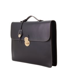 Elegant Top Handle     Crafted in Italy, the structured silhouettes of the Alto Collection are made using ultra-smooth leather for an undeniably sophisticated look. This elegant top handle briefcase fits your important belongings, including a laptop, inside its slim profile. Work Bags Laptop, Italian Leather Handbags, Briefcase Women, Credit Card Wallet, Dooney And Bourke, Travel Collection, Leather Briefcase, Bags And Accessories, Branded Handbags