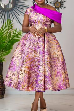 Xpluswear Lace Dress Classy, Fancy Short Dresses, Modest Dresses Fashion, Chic Dress Classy, Best African Dresses, Short African Dresses, African Wear Dresses, African Print Dress Designs, Dinner Dress Classy