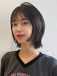 layered, textured short haircut Tassel Haircut, Layered Bob Asian, Short Hairstyle Women Layered, Korean Bob Hairstyles, Korean Layered Bob, Layered Hair Korean, Long Layered Bob With Bangs, Japanese Haircut Short, Korean Bob Haircut