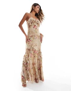 Dress by ASOS DESIGN Let's hear it for the dress Floral design Halterneck style Ruffle details Regular fit