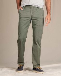 Details All work and no play make twill a dull fabric. So we jacked up these khakis with fresh threads and an updated fit for all day/every day versatility. Our #1 Mission Ridge Pant is comfortable thanks to organic cotton, rugged thanks to polyester, and a dash of spandex stretch keeps things limber. Our regular fit is somewhere between slim and relaxed, but never clingy or baggy. "Perfect" is what we're going for. Moisture-wicking UPF 40+ Comfort stretch Welted back pockets Regular fit 32" ins All Work And No Play, Mens Sleeve, Sustainable Gifts, Small Chest, Toad, Ethical Fashion, Recycled Cotton, Casual Style, Moisture Wicking