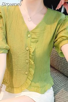 Ladies Shirt Design, Cotton Tops Designs, Women Blouses Fashion, Puff Sleeve Shirt, Myanmar Dress Design, Ladies Blouse Designs, Fashion Tops Blouse, Kurti Neck Designs, Trendy Fashion Tops