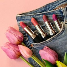 Avon Facebook, Avon Ideas, Avon Beauty Boss, Lipstick Photos, Corrective Makeup, Creative Photography Projects, Fragrance Photography, Cosmetic Creative, Beauty Video Ideas