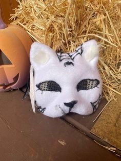 This is Halloween Kitty mask with Spiderweb that fits everyone amazingly. it can be worn to the festival like burning man or just for fun! Halloween Kitty, Masque Halloween, Costume Masks, Halloween Spider Web, Cat Mask, Costume Mask, Halloween Spider, The Festival, Burning Man