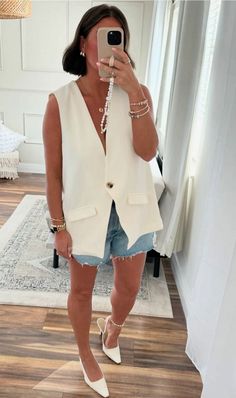 Summer Outfits Office, Look Shorts, Casual Outfit Inspiration, Casual Chic Outfit, Look Chic, Outfits Casuales, Moda Fashion