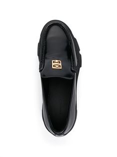 logo-plaque leather loafers from Givenchy featuring black, calf leather, patent finish, gold-tone logo plaque, round toe, slip-on style, branded insole and low block heel. This item is in size 38½ and the color is Black Black Lace Up Shoes, Givenchy Women, Leather Cap, Boot Pumps, Beach Tote Bags, Sneaker Heels, Stylish Shoes, Handbag Backpack, Flat Shoes