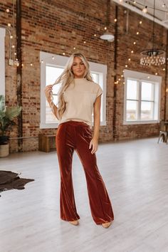 Cyrus Corduroy Flare Pants offer style and comfort. These pull on pants make a bold statement, while the corduroy fabric allows for breathability. Enjoy the perfect fit with sizes ranging from S-XL. Make a statement with Cyrus Corduroy Flare Pants! Model Info: Models are 5'7", Size 2, wearing smalls Fabric: 90% Polyester + 10% Elastane Sizes Trousers_Waist Hip Bottoms Inseam Outseam Relax Relax Relax Relax Relax S 26.4 35.4 21.5 31.0 41.7 M 28.7 37.8 22.8 31.1 42.1 L 31.1 40.2 24.2 31.2 42.5 XL Corduroy Flare Pants, Pants Model, Corduroy Fabric, Pull On Pants, Flare Pants, Dusty Pink, Black Pants, Pre Order, Casual Pants