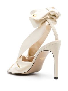 ivory white calf suede almond open toe knot detailing branded leather insole leather sole 105mm high stiletto heel gold-tone logo plaque tie-fastening ankle strapGender: WomenMaterial: OUTER FABRIC 100% ; LINING FABRIC 100% ; SOLE LEATHER 100%Color: BeigeMade in: ITProduct ID: MA1641AC0I M42 12A*Import tax/duty will be calculated at checkout (If applicable) Elegant Sandals With Wrapped Heel And Ankle Tie, Elegant Ankle Tie Sandals For Formal Occasions, Formal Sandals With Sculpted Heel And Ankle Tie, Elegant Evening Sandals With Ankle Tie, Elegant Ankle Tie Evening Sandals, Luxury Leather Ankle Tie Heels, Luxury Leather Heels With Ankle Tie, Elegant Sandals With Sculpted Heel And Ankle Tie, Beige Open Toe Heels With Bow