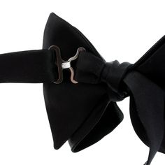 If you are looking for the ultimate accessory for your tuxedo, you just found the ideal piece! This black silk cocktail bow tie will be the perfect elegant final touch of your look.One size, cocktail shapeHand-sewn in our workshop in Lille! To tie and untie at will! 100% Silk Elegant Black Wedding Tuxedo, Modern Fitted Ties For Formal Occasions, Elegant Ties For Black Tie Events, Fitted Dapper Tuxedo For Parties, Tailored Black Suit And Tie Accessories For Party, Classic Satin Tuxedo For Formal Occasions, Elegant Evening Suit And Tie Accessories, Elegant Evening Tuxedo, Elegant Satin Tuxedo For Party