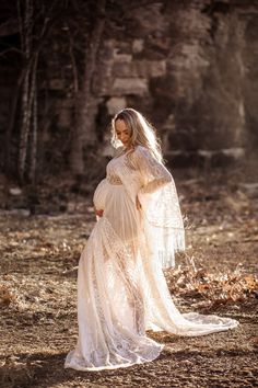 Maternity Dresses Photoshoot, Dreamy Poses, Lace Baby Shower Dress, Birth Photoshoot, Flowy Maternity Dress, Fall Maternity Shoot, Maternity Photo Shoot Dress, Long Maternity Dress, Maternity Bridal Gowns