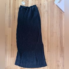 Free People Ribbed Knit Skirt Size Small Ribbed Knit Skirt, Free People Skirt, Knit Skirt, Women Skirts Midi, Ribbed Knit, Midi Skirt, Womens Skirt, Free People, Color Blue