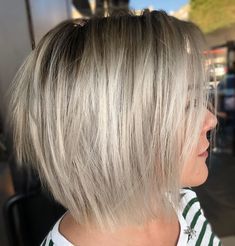 Tan Skin Blonde Hair, Angled Bob Hairstyles, Layered Bob Haircuts, Layered Bob, Haircuts For Fine Hair