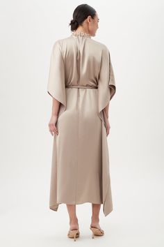 KYUKA CAFTAN Elegant Long Thobe For Fall, Elegant Fall Dress With Kimono Sleeves, Elegant Long Beige Thobe, Elegant Beige Long Thobe, Elegant V-neck Kaftan For Fall, Elegant V-neck Fall Kaftan, Elegant Belted Abaya, Elegant Kaftan With Kimono Sleeves For Spring, Elegant Spring Kaftan With Kimono Sleeves