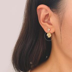 ★ High quality CZ flower charms, 18K real gold plated over brass, lead nickel free ★ Size: 12x10mm, hole size 1mm approx. Quantity: 10pcs Color: clear CZ, gold  ❤ More gold plated brass items here: ❤ https://www.etsy.com/shop/Nbeads?search_query=GB ❤ More metal findings(brass, silver, alloy etc.) here: ❤ https://www.etsy.com/shop/Nbeads?section_id=6656259 Gold Plated Flower Charm Earrings, Yellow Gold Plated Flower-shaped Jewelry, Dainty Gold Flower Charm Earrings, Gold Birth Flower Round Earrings, Gold Birth Flower Earrings, Gold Round Birth Flower Earrings, Hypoallergenic Yellow Flower-shaped Jewelry, Dainty Round Flower Charm Earrings, Brass Items