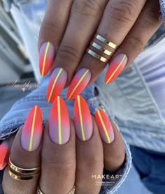 Neon Ombre Nails, Best Ombre Nails, Short Ombre Nails, Coral Ombre Nails, Ombre Nails Ideas, Orange Ombre Nails, Cute Almond Nails, Almond Nails Pink, Purple Ombre Nails