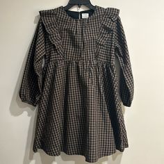 Nwot - Crewcuts - Girls Long Sleeve Ruffle Shoulder Dress - Size 12 Nwot - Never Worn Brown Ruffled Dresses For Winter, Whale Dress, Ruffle Shoulder Dress, Green Cotton Dress, Cotton Shift Dress, Tiered Ruffle Dress, Ruffle Sleeve Dress, Hawaiian Dress, Gingham Dress