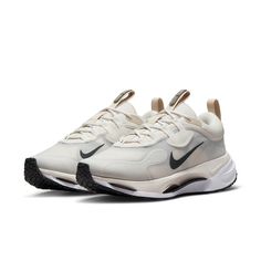 Nike Spark, Buty Marki Nike, Boty Nike, Nike Sneakers Women, Baskets Nike, Sport Shoes Women, Sneakers Mode, Gym Shoes, Nike Sports