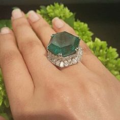 Jaipur Jewelry Diamond, Royal Jewelry Ring, Luxury Victorian Rings For Formal Occasions, Luxury Ring Jewelry, Big Rings For Women Diamond, Famous Emerald Engagement Rings, Classic Luxury Emerald Ring With Vs Clarity, Luxury Classic Emerald Ring With Vs Clarity, Unique Luxury Diamond Jewelry