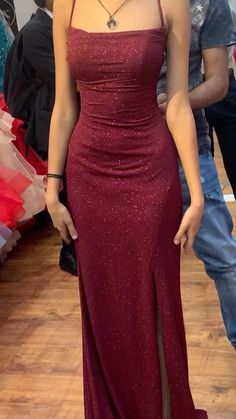 Elegant Dresses Red Short, Dresses For Xv Guest, Simple Guest Wedding Dress, Large Prom Dresses, Prom Dresses Deep Red, Prom Dress Wine Red, Awards Outfits Dresses, Red Corset Dress Long, Dresses Aesthetic Formal